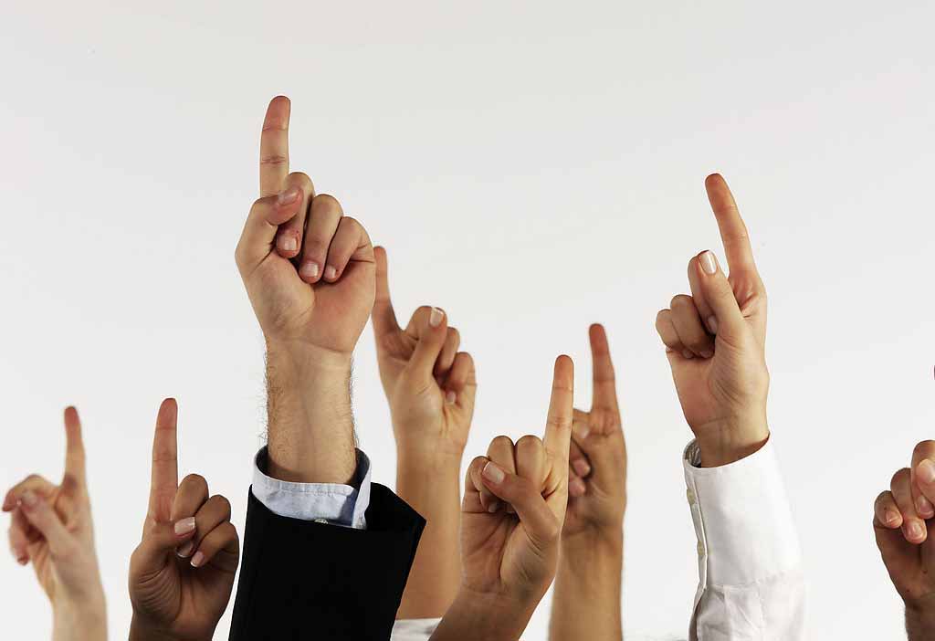 獵頭顧問同時(shí)在多家競(jìng)爭(zhēng)對(duì)手間往來是否該禁止？